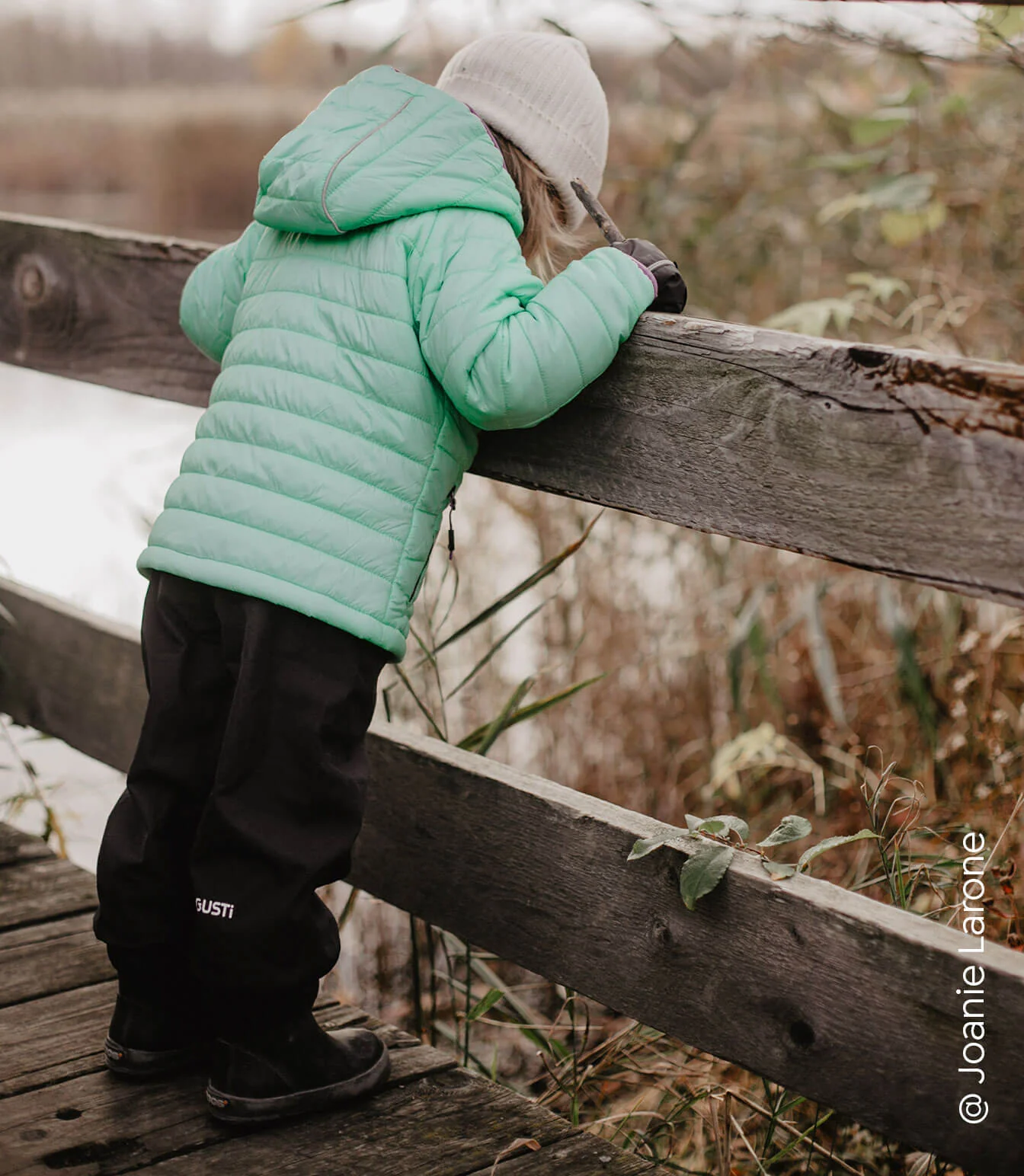 Acacia Girls Lightweight Quilted Jacket - Image 36