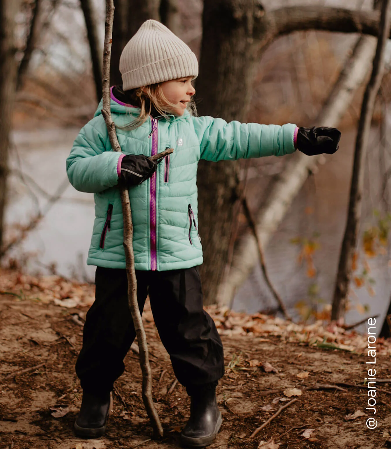 Acacia Girls Lightweight Quilted Jacket - Image 68
